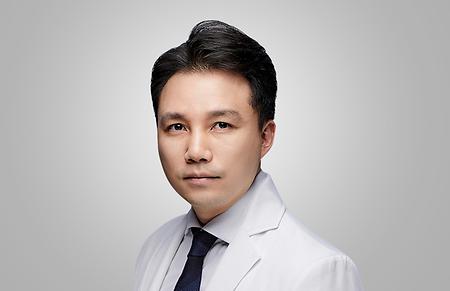 소변 불편하다고 전립선비대증? 비슷한 증상 뒤에 숨은 ‘전립선암’